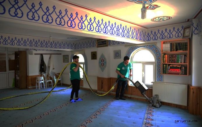 Sarıyerde Camiler Ramazana Hazırlanıyor