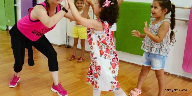 Sarıyerli çocuklar Zumba yapıyor