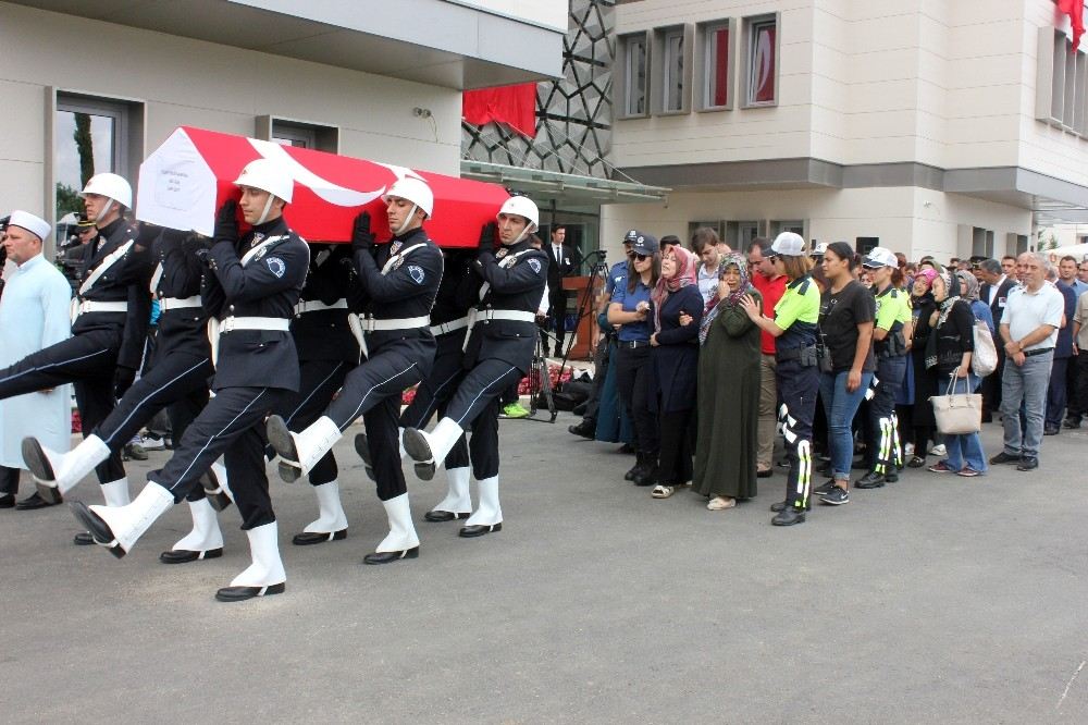 Şehit Polise Son Görev