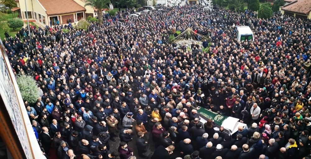 Sendika Üyeleri, Öldürülen Başkanları Karacana Veda Etti