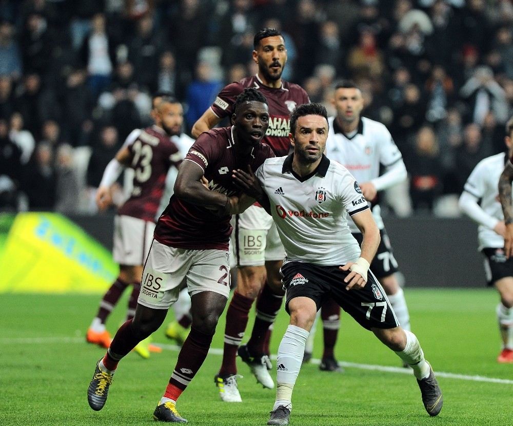 Spor Toto Süper Lig: Beşiktaş: 0 - Göztepe: 0 (İlk Yarı)