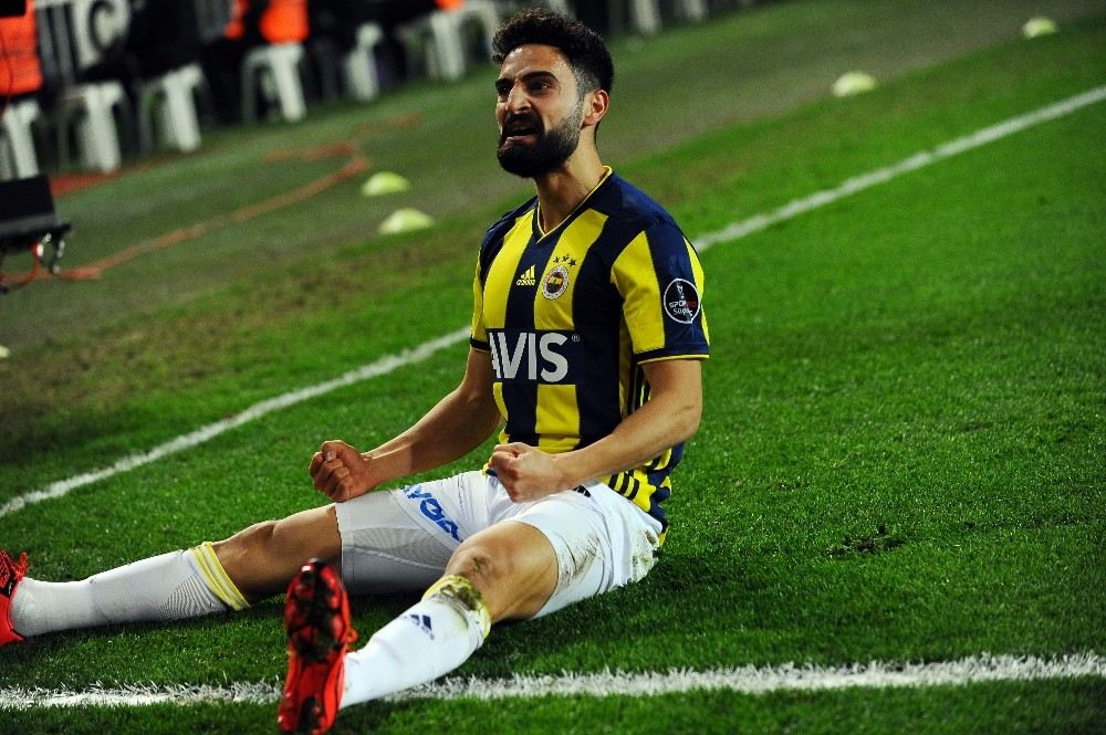 Spor Toto Süper Lig: Fenerbahçe: 2 - Demir Grup Sivasspor: 1 (Maç Sonucu)