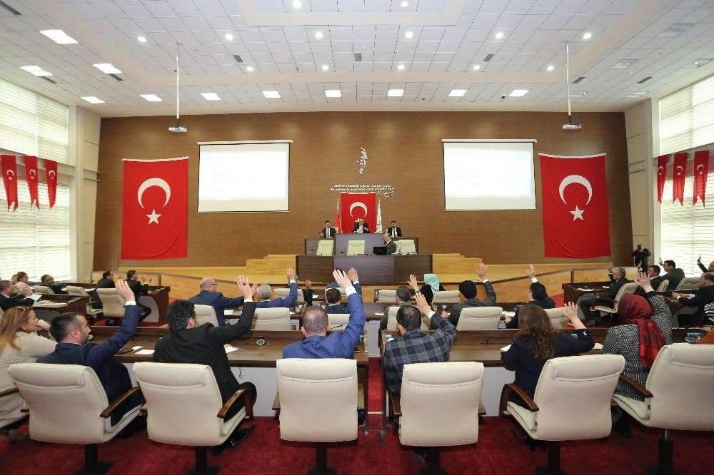 Sultangazi Belediye Meclisi İhtisas Komisyonlarını Seçti
