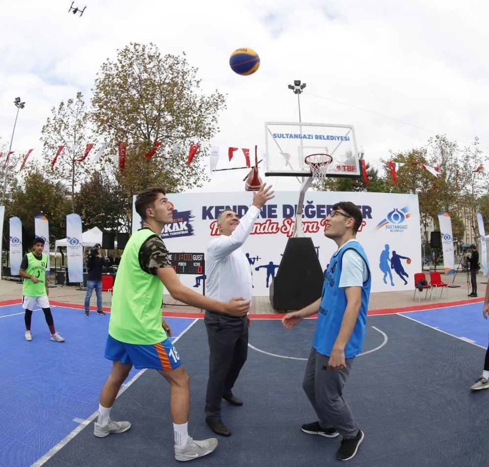 Sultangazide Basketbol Turnuvası Düzenlendi