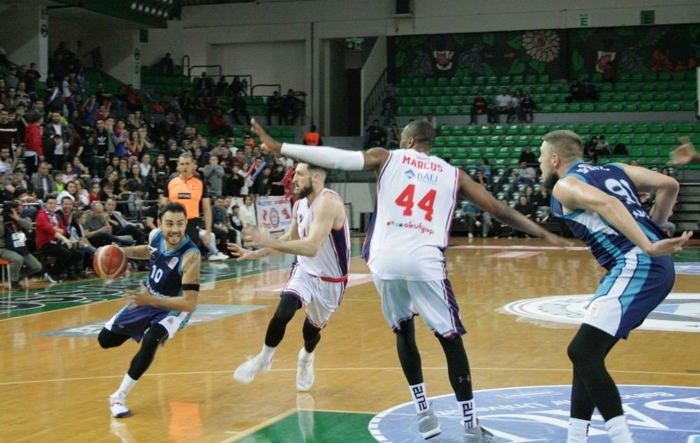 Tahincioğlu Basketbol Süper Ligi: Bahçeşehir Koleji: 78 - Türk Telekom: 84