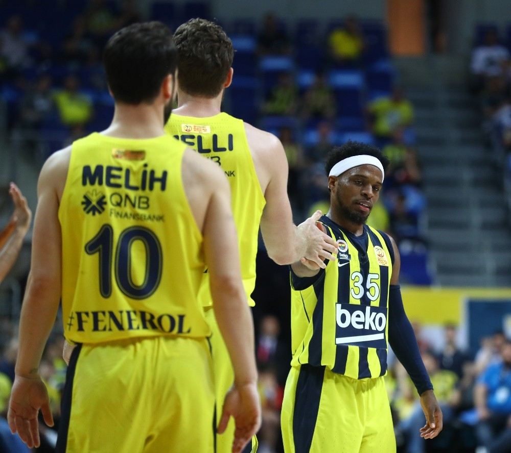 Tahincioğlu Basketbol Süper Ligi Play-Off: Fenerbahçe Beko: 102 - Tofaş: 68