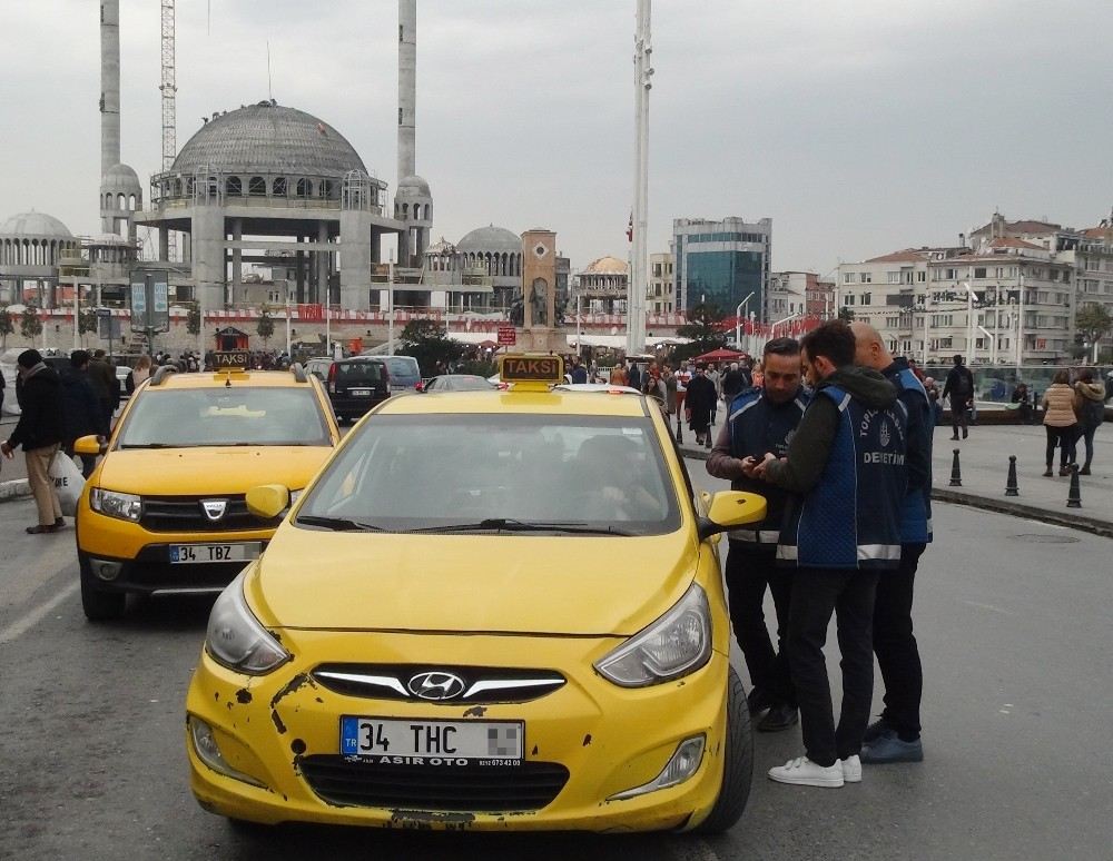 Taksim Meydanında Taksicilere Şok Denetim