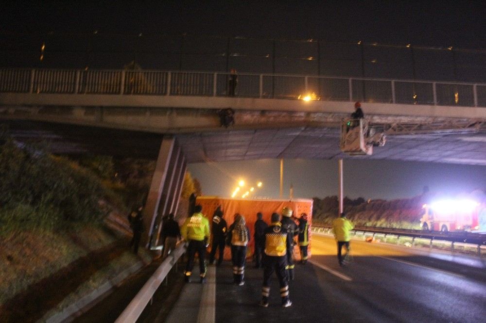 Temde Köprüye Çıktı, İntihara Kalkıştı