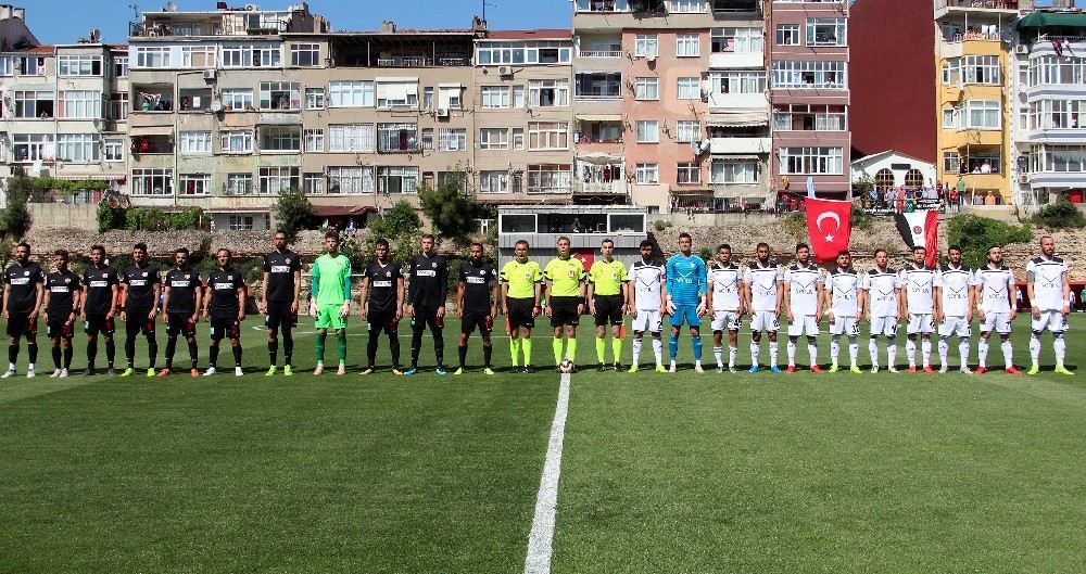 Tff 2. Lig Play-Off: Fatih Karagümrük: 2 - Manisa Bşb: 0