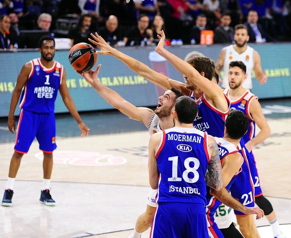 Thy Euroleague: Anadolu Efes: 78 - Panathinaikos: 62