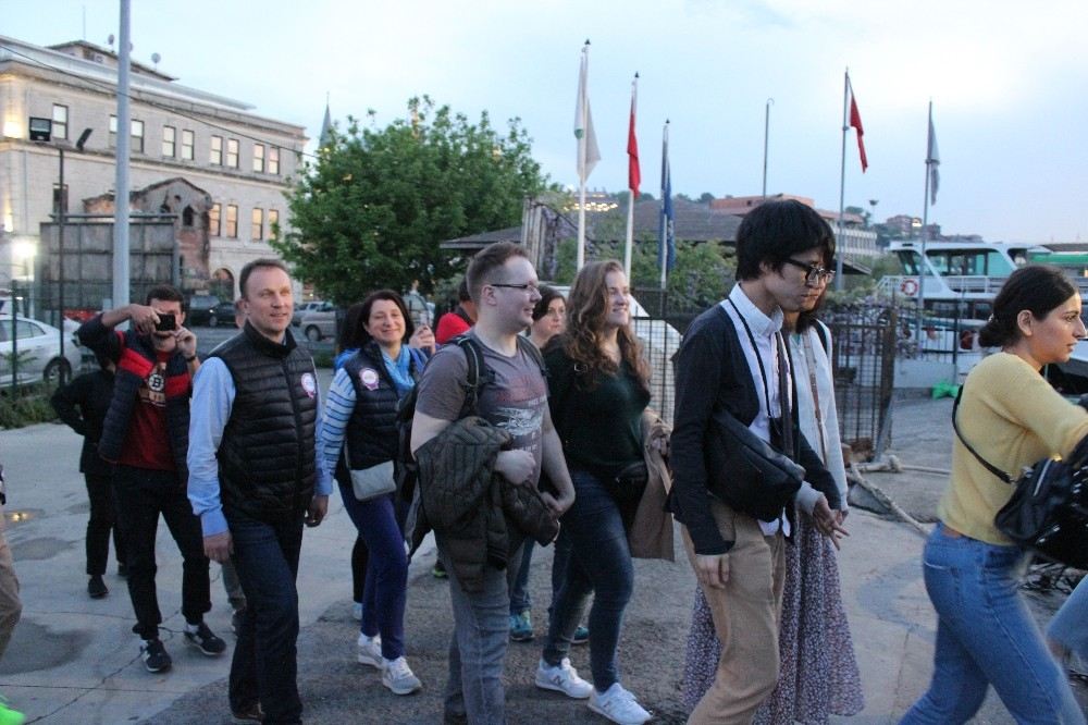 Thyden Uluslararası Transit Yolculara Ücretsiz Boğaz Turu