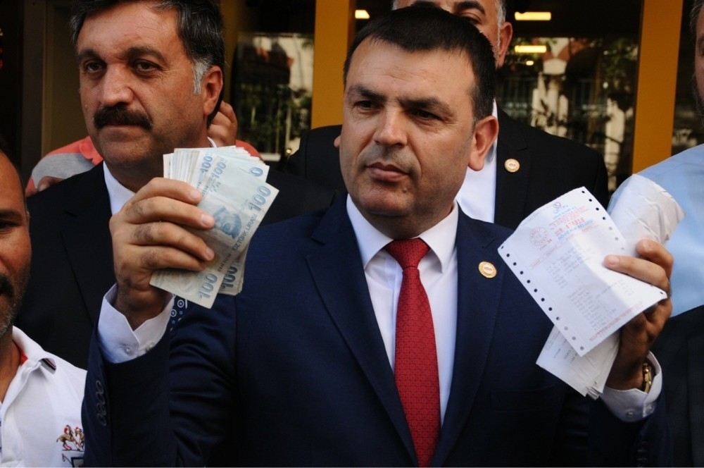 Tümkiad Üyesi 300 İş Adamı 3 Milyon Doları Tlye Çevirdi