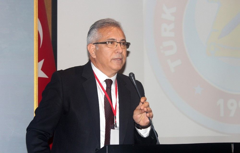 Türk Arşivciler Derneği Başkanı: Arşivcilerin Özlük Haklarının Verilmesini İstiyoruz