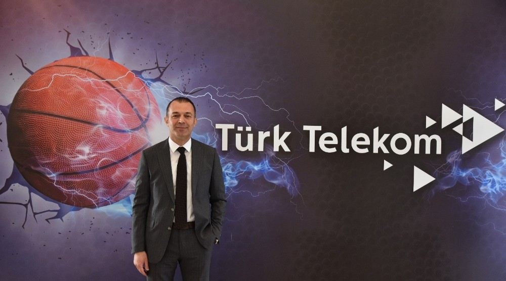 Türk Telekom Basketboldan Her Seyirciye Bir Fidan