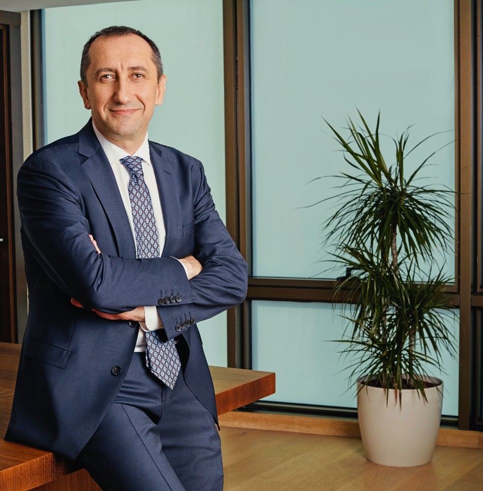 Türk Telekomda Yeni Ceo Ümit Önal Oldu