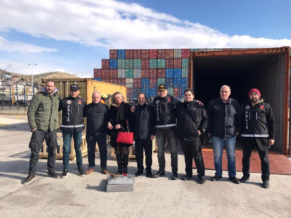 Türk Ve Yunan Polisinden Ortak Operasyon: Milyonlarca Uyuşturucu Hap Ele Geçirildi