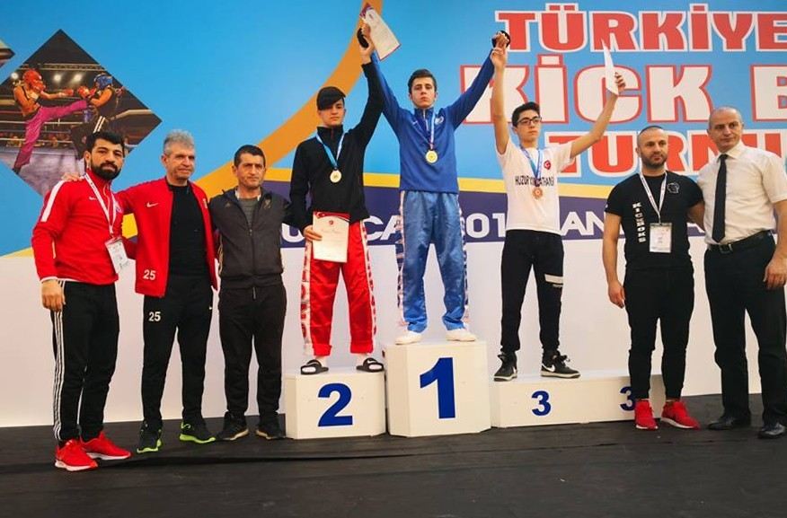 Türkiye Açık Kick Boks Turnuvası Şampiyonu Büyükçekmeceden Çıktı