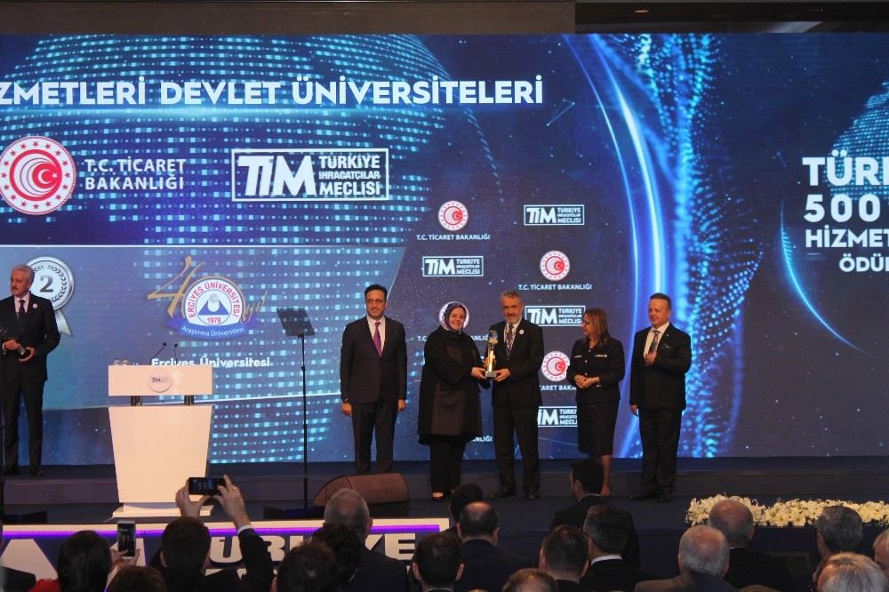 Türkiyenin 500 Büyük Hizmet İhracatçısı Ödülleri Sahiplerini Buldu