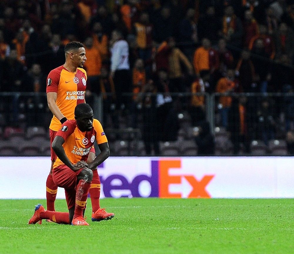 Uefa Avrupa Ligi: Galatasaray: 0 - Benfica: 1 (İlk Yarı)