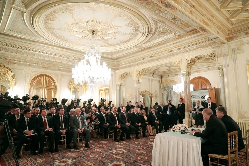 Ukrayna Devlet Başkanı Poroşenko: ?Türkiye Bizim İçin Sadece Komşu Değil, Uluslararası Kilit Ortaklarımızdan Biridir?