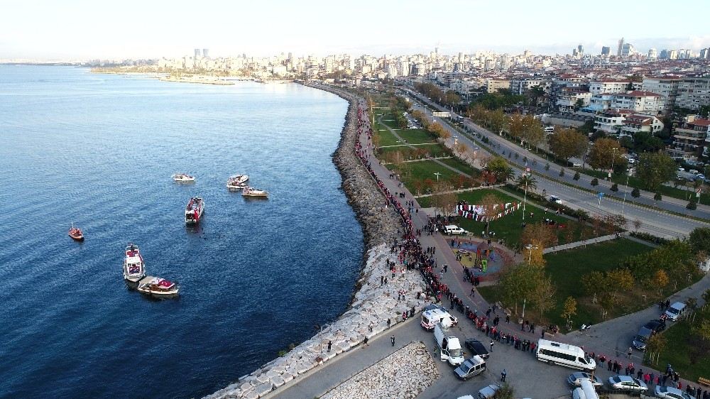 Ulu Önder Mustafa Kemal Atatürk, Maltepede Saygı Zinciri Ve Saygı Dalışı İle Anıldı