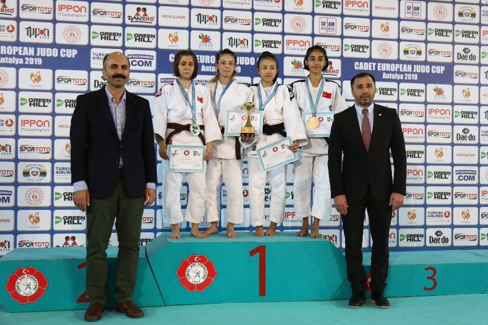 Ümitler Avrupa Judo Kupasına Millilerden Madalyalı Başlangıç