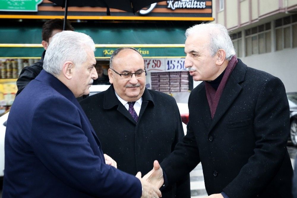 Ümraniye Belediye Başkan Adayı Yıldırım, Meclis Başkanı Binali Yıldırımı Acılı Gününde Yalnız Bırakmadı