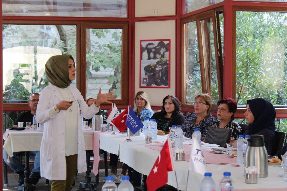 ?Unutkanlık Alzheimer Hastalığın İlk Belirtisi Olabilir?