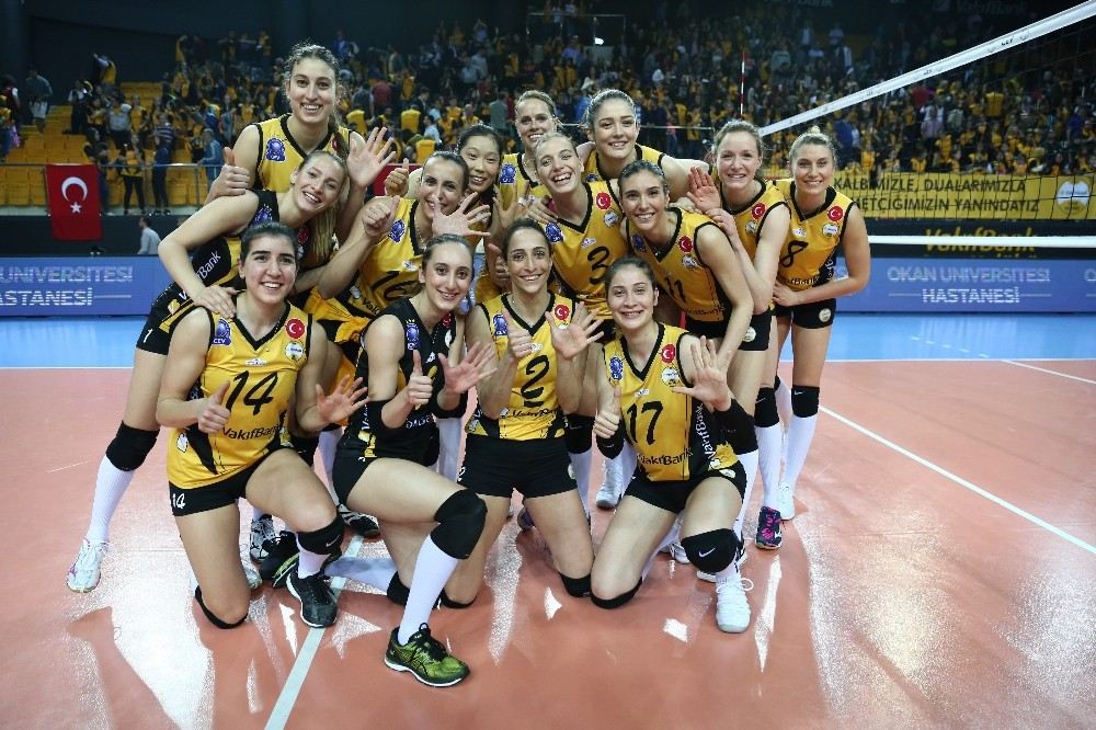 Vakıfbank, Avrupanın En Büyük Kupasını 4. Kez Almak İçin Sahaya Çıkıyor