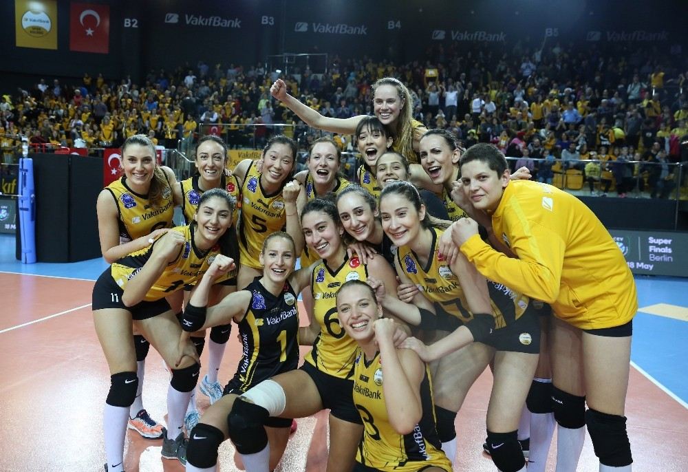 Vakıfbank İtalyada Final Peşinde