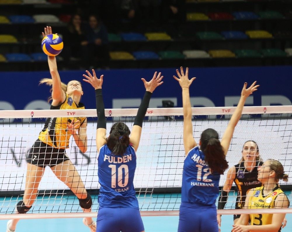 Vakıfbank, Seriyi Sekiz Maça Çıkardı