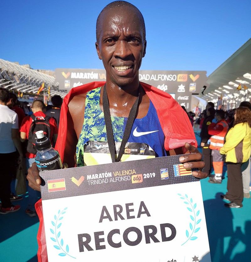 Valencia Maratonunda Kaan Kigen Özbilenden Rekor