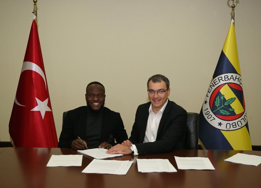 Victor Moses Resmen Fenerbahçede