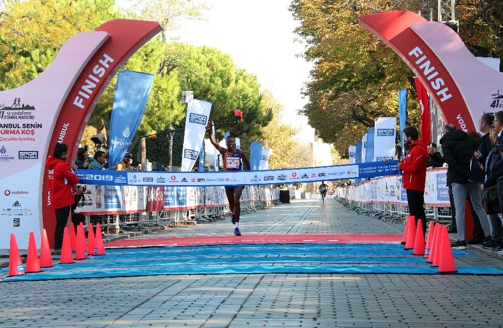 Vodafone 41. İstanbul Maratonunu Kazanan İsimler Belli Oldu