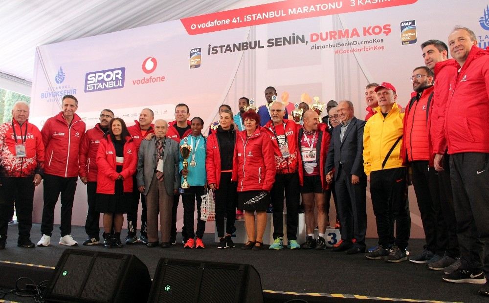 Vodafone İstanbul Maratonunda Kazananlar Ödüllerini Aldı