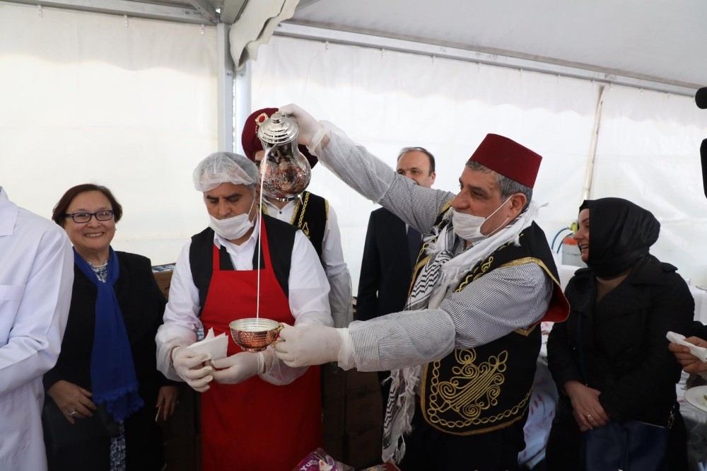 Zeytinburnunda 25 Bin Kişiye Türkistan Pilavı İkram Edildi